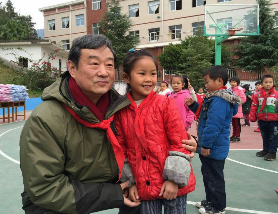 明星企業(yè),OUDI,AIRWOMAN,眉筆,眼線筆,唇線筆,眼影,指甲油,眼影,口紅,唇彩,彩妝系列,化妝品 明星企業(yè),OUDI,AIRWOMAN,眉筆,眼線筆,唇線筆,眼影,指甲油,眼影,口紅,唇彩,彩妝系列,化妝品