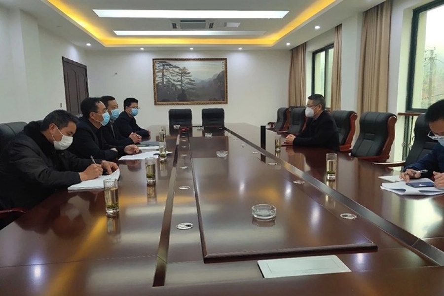 疫情防控期間縣領(lǐng)導走訪歐迪實業(yè)